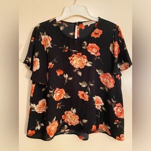 Rewind Blouse Women’s Large Black Floral Short Sleeve Top